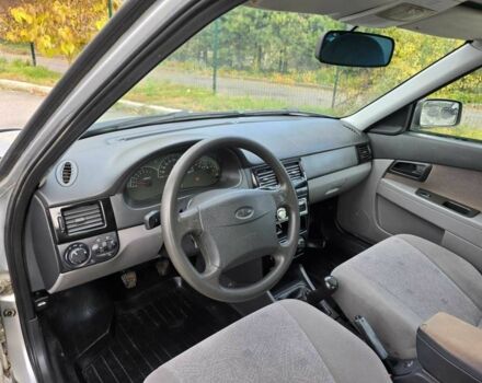 Серый ВАЗ 2170 Priora, объемом двигателя 1.6 л и пробегом 125 тыс. км за 1799 $, фото 12 на Automoto.ua