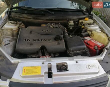 Сірий ВАЗ 2170 Priora, об'ємом двигуна 1.6 л та пробігом 277 тис. км за 2400 $, фото 4 на Automoto.ua