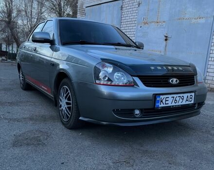 Серый ВАЗ 2170 Priora, объемом двигателя 1.6 л и пробегом 210 тыс. км за 3000 $, фото 5 на Automoto.ua