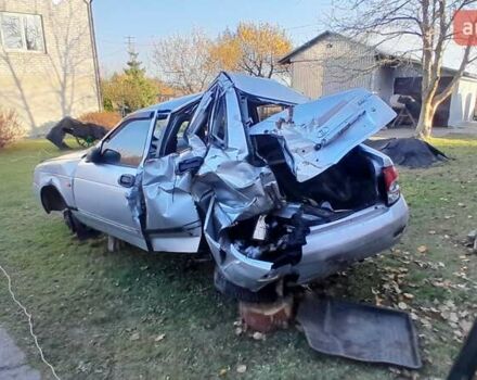 Серый ВАЗ 2170 Priora, объемом двигателя 1.6 л и пробегом 280 тыс. км за 1000 $, фото 3 на Automoto.ua