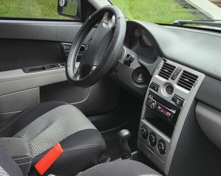 Серый ВАЗ 2170 Priora, объемом двигателя 1.6 л и пробегом 250 тыс. км за 2350 $, фото 4 на Automoto.ua