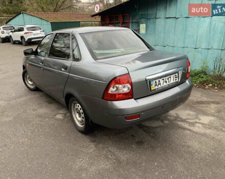 Серый ВАЗ 2170 Priora, объемом двигателя 1.6 л и пробегом 144 тыс. км за 2000 $, фото 3 на Automoto.ua