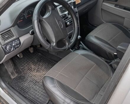 Серый ВАЗ 2170 Priora, объемом двигателя 1.6 л и пробегом 245 тыс. км за 1400 $, фото 4 на Automoto.ua