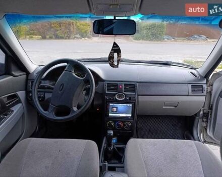 Сірий ВАЗ 2170 Priora, об'ємом двигуна 1.6 л та пробігом 215 тис. км за 2400 $, фото 15 на Automoto.ua