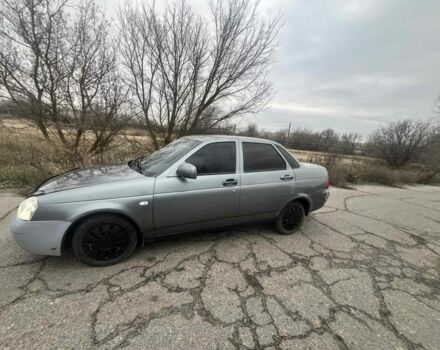 Серый ВАЗ 2170 Priora, объемом двигателя 1.6 л и пробегом 250 тыс. км за 2000 $, фото 5 на Automoto.ua