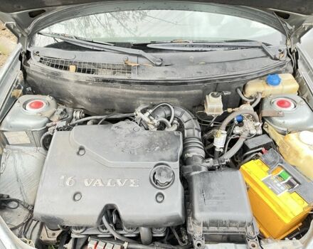 Серый ВАЗ 2170 Priora, объемом двигателя 1.6 л и пробегом 345 тыс. км за 945 $, фото 2 на Automoto.ua