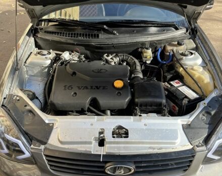 ВАЗ 2170 Priora 2008 у Кривому Розі на Automoto.ua Сірий ВАЗ 2170 Priora, об'ємом двигуна 1.6 л та пробігом 203 тис. км за 2300 $, фото 4 на Automoto.ua