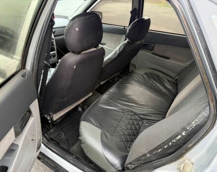 Серый ВАЗ 2170 Priora, объемом двигателя 1.6 л и пробегом 250 тыс. км за 1300 $, фото 12 на Automoto.ua