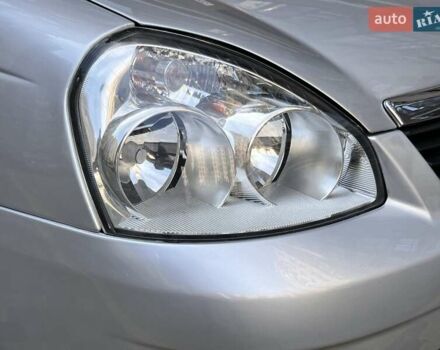 Серый ВАЗ 2170 Priora, объемом двигателя 1.6 л и пробегом 212 тыс. км за 3699 $, фото 6 на Automoto.ua