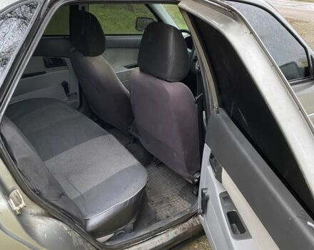 Серый ВАЗ 2170 Priora, объемом двигателя 1.6 л и пробегом 200 тыс. км за 2100 $, фото 6 на Automoto.ua