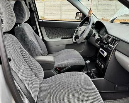 Сірий ВАЗ 2170 Priora, об'ємом двигуна 1.6 л та пробігом 141 тис. км за 3000 $, фото 13 на Automoto.ua