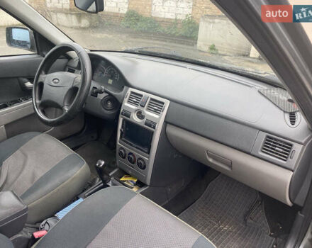 Сірий ВАЗ 2170 Priora, об'ємом двигуна 1.6 л та пробігом 140 тис. км за 2800 $, фото 3 на Automoto.ua