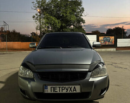 Серый ВАЗ 2170 Priora, объемом двигателя 1.6 л и пробегом 171 тыс. км за 3100 $, фото 1 на Automoto.ua