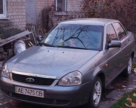 Серый ВАЗ 2170 Priora, объемом двигателя 1.6 л и пробегом 250 тыс. км за 3000 $, фото 1 на Automoto.ua