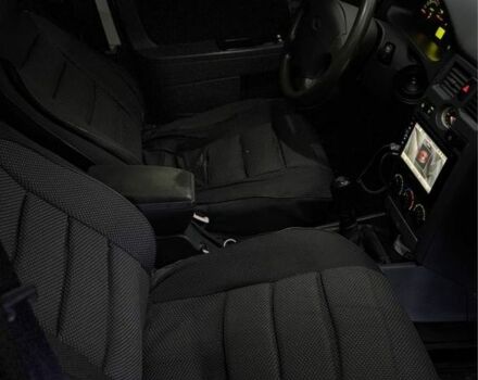 Серый ВАЗ 2170 Priora, объемом двигателя 1.6 л и пробегом 198 тыс. км за 2000 $, фото 7 на Automoto.ua