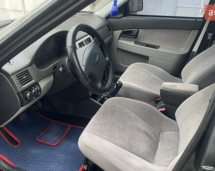 Сірий ВАЗ 2170 Priora, об'ємом двигуна 1.6 л та пробігом 170 тис. км за 2700 $, фото 7 на Automoto.ua