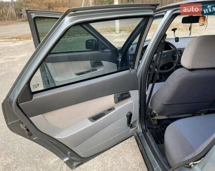 Серый ВАЗ 2170 Priora, объемом двигателя 1.6 л и пробегом 217 тыс. км за 3300 $, фото 16 на Automoto.ua