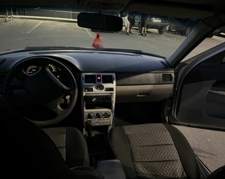 Серый ВАЗ 2170 Priora, объемом двигателя 1.6 л и пробегом 130 тыс. км за 2800 $, фото 7 на Automoto.ua