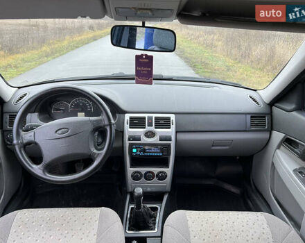 Сірий ВАЗ 2170 Priora, об'ємом двигуна 1.6 л та пробігом 90 тис. км за 2800 $, фото 6 на Automoto.ua