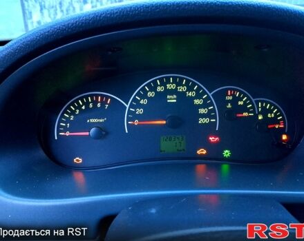 Сірий ВАЗ 2170 Priora, об'ємом двигуна 1.6 л та пробігом 128 тис. км за 2800 $, фото 9 на Automoto.ua