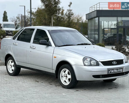 Сірий ВАЗ 2170 Priora, об'ємом двигуна 1.6 л та пробігом 150 тис. км за 2800 $, фото 4 на Automoto.ua