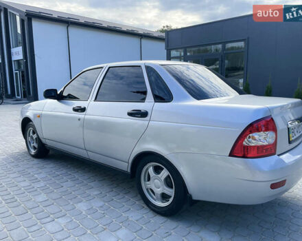 ВАЗ 2170 Priora 2010 в Львове на Automoto.ua Серый ВАЗ 2170 Priora, объемом двигателя 0 л и пробегом 178 тыс. км за 2850 $, фото 9 на Automoto.ua