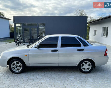 ВАЗ 2170 Priora 2010 в Львове на Automoto.ua Серый ВАЗ 2170 Priora, объемом двигателя 0 л и пробегом 178 тыс. км за 2850 $, фото 24 на Automoto.ua
