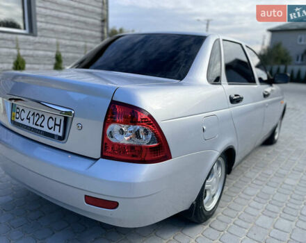 ВАЗ 2170 Priora 2010 в Львове на Automoto.ua Серый ВАЗ 2170 Priora, объемом двигателя 0 л и пробегом 178 тыс. км за 2850 $, фото 7 на Automoto.ua