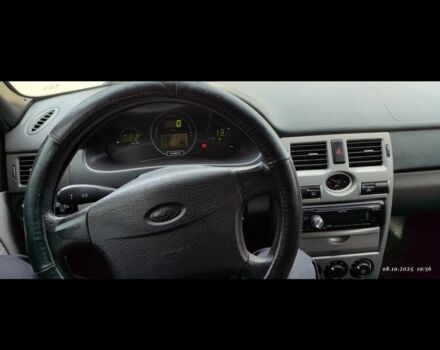 Серый ВАЗ 2170 Priora, объемом двигателя 1.6 л и пробегом 105 тыс. км за 3300 $, фото 7 на Automoto.ua