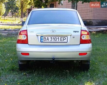 Серый ВАЗ 2170 Priora, объемом двигателя 1.6 л и пробегом 150 тыс. км за 2150 $, фото 9 на Automoto.ua