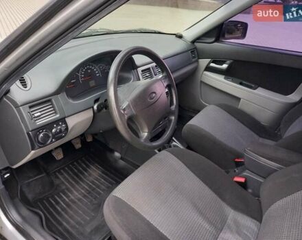 Серый ВАЗ 2170 Priora, объемом двигателя 1.6 л и пробегом 90 тыс. км за 3500 $, фото 6 на Automoto.ua