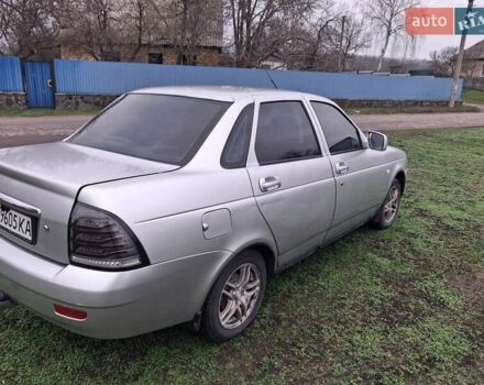 Серый ВАЗ 2170 Priora, объемом двигателя 1.6 л и пробегом 300 тыс. км за 2200 $, фото 1 на Automoto.ua