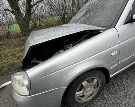 Сірий ВАЗ 2170 Priora, об'ємом двигуна 1.6 л та пробігом 213 тис. км за 1100 $, фото 5 на Automoto.ua