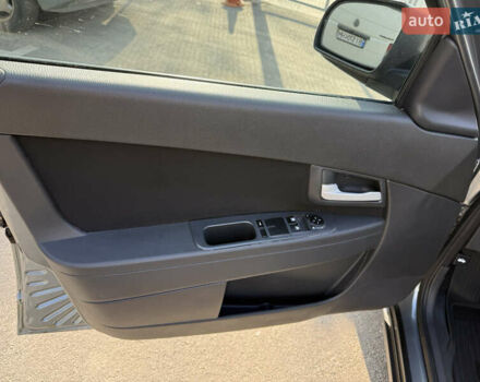 ВАЗ 2170 Priora 2011 в Харькове на Automoto.ua Серый ВАЗ 2170 Priora, объемом двигателя 1.6 л и пробегом 50 тыс. км за 4200 $, фото 14 на Automoto.ua