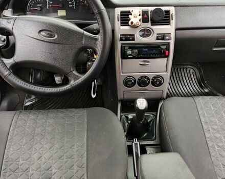 Серый ВАЗ 2170 Priora, объемом двигателя 1.6 л и пробегом 212 тыс. км за 3300 $, фото 9 на Automoto.ua