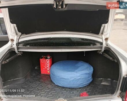 Серый ВАЗ 2170 Priora, объемом двигателя 1.6 л и пробегом 212 тыс. км за 3300 $, фото 6 на Automoto.ua