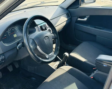 Серый ВАЗ 2170 Priora, объемом двигателя 1.6 л и пробегом 170 тыс. км за 2400 $, фото 11 на Automoto.ua