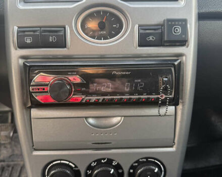 Серый ВАЗ 2170 Priora, объемом двигателя 1.6 л и пробегом 195 тыс. км за 3000 $, фото 11 на Automoto.ua