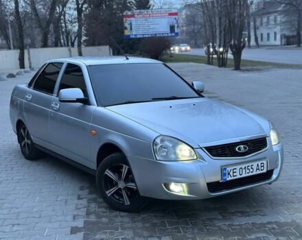 Серый ВАЗ 2170 Priora, объемом двигателя 1.6 л и пробегом 250 тыс. км за 3750 $, фото 1 на Automoto.ua