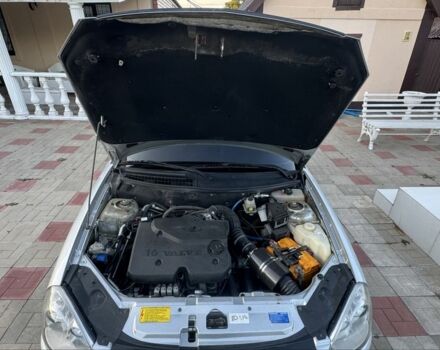 Серый ВАЗ 2170 Priora, объемом двигателя 1.6 л и пробегом 179 тыс. км за 4200 $, фото 2 на Automoto.ua