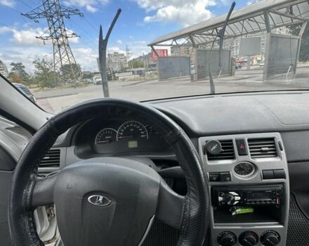 Серый ВАЗ 2170 Priora, объемом двигателя 1.6 л и пробегом 170 тыс. км за 2400 $, фото 12 на Automoto.ua