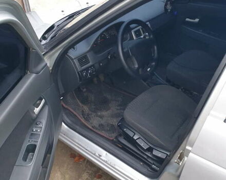 Серый ВАЗ 2170 Priora, объемом двигателя 1.6 л и пробегом 210 тыс. км за 3500 $, фото 2 на Automoto.ua