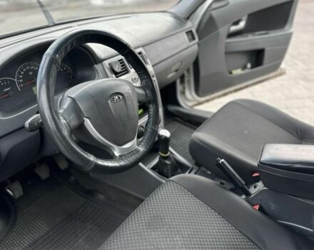 Серый ВАЗ 2170 Priora, объемом двигателя 1.6 л и пробегом 170 тыс. км за 2400 $, фото 15 на Automoto.ua
