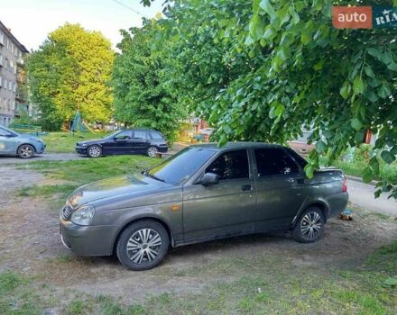 Серый ВАЗ 2170 Priora, объемом двигателя 1.6 л и пробегом 160 тыс. км за 2100 $, фото 1 на Automoto.ua