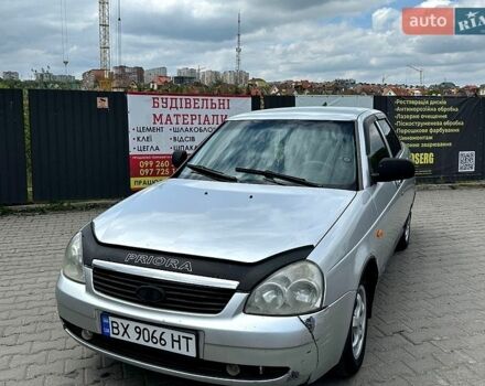 Серый ВАЗ 2170 Priora, объемом двигателя 1.6 л и пробегом 297 тыс. км за 2000 $, фото 1 на Automoto.ua
