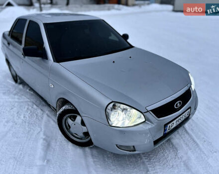 Серый ВАЗ 2170 Priora, объемом двигателя 1.6 л и пробегом 237 тыс. км за 1900 $, фото 1 на Automoto.ua