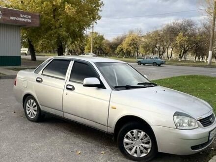 Серый ВАЗ 2170 Priora, объемом двигателя 1.6 л и пробегом 180 тыс. км за 2550 $, фото 1 на Automoto.ua