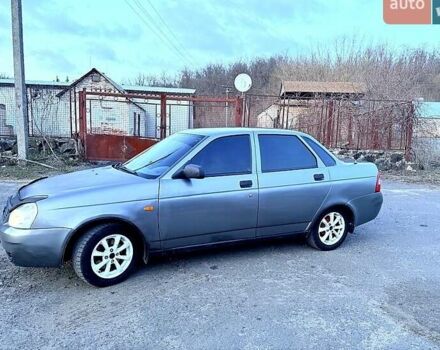 Серый ВАЗ 2170 Priora, объемом двигателя 1.6 л и пробегом 200 тыс. км за 2000 $, фото 1 на Automoto.ua