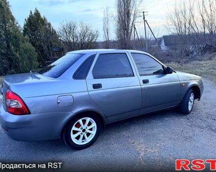 Серый ВАЗ 2170 Priora, объемом двигателя 1.6 л и пробегом 200 тыс. км за 2000 $, фото 1 на Automoto.ua