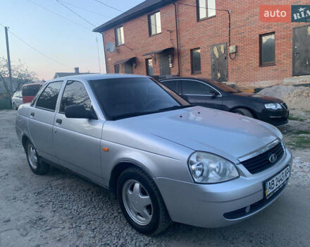 Сірий ВАЗ 2170 Priora, об'ємом двигуна 0 л та пробігом 301 тис. км за 1950 $, фото 1 на Automoto.ua